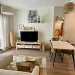 Nuevo Moderno Apartamento De Lujo